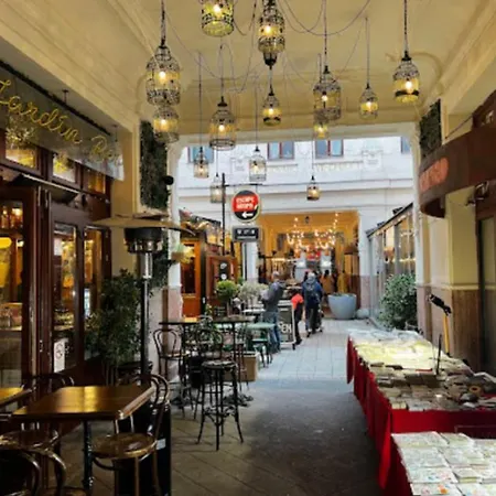 Apartment Simple Spot 1 Min Walk To Szimpla Kert With Ac