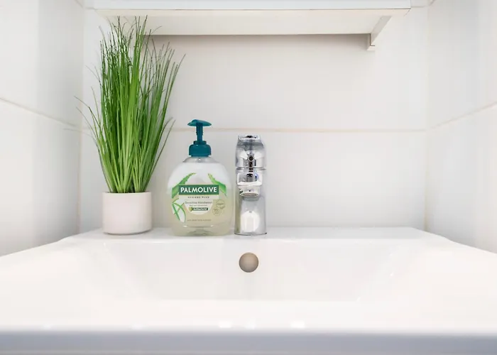 Simple Spot 1 Min Walk To Szimpla Kert With Ac Lägenhet Budapest